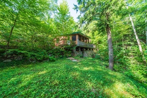 Escape to your very own private cottage retreat on the stunning shores of Big Gull Lake !