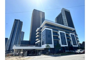 Brand new building, Large 2 bed den corner unit in Mississauga.