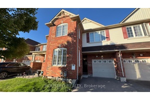 For Lease in Milton Spacious 3 Bed Bonus Room, 2.