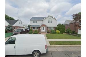 Welcome to this beautifully maintained Colonial home.