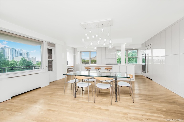 Dining Area and access to Balcony