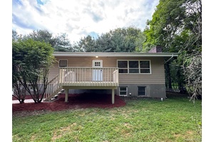 2. 7 Acre lot ! !. Nice 3 bedroom, 2 bath house with lots of potential.