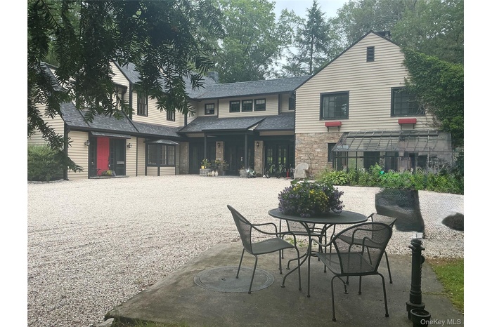 Front of house