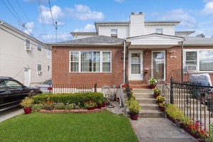 Welcome to this versatile and well maintained 2 family home offering 6 bedrooms, 3 full amp ; 2 half bathrooms a perfect set up for extended families or as a ...