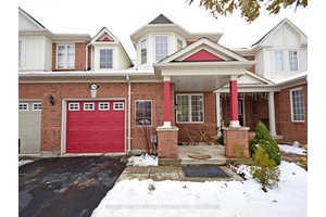 Absolutely Gorgeous 2 Story Mattamy Built Home Is Located On Low Traffic Family Friendly Street gt ; gt ; Open Concept gt ; gt ; Full Of Natural Sunlight gt ...