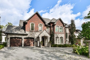 Discover An Unparalleled Custom Built Masterpiece In The Prestigious Mineola West Neighborhood At 1459 Stavebank Road.