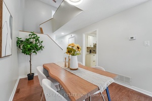 Great Location ! Charming 2 storey townhouse on a quiet family friendly cul de sac, close to great schools, parks, public transit, Place dOrleans shopping centre, Queensway 174, Ottawa River ...