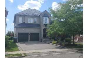 Executive Detached Spacious 4 bedroom Home in Prime Caledon location !