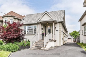 Desirable Willowdale East Mins Walk To TTC Gorgeous Renovated amp ; Updgraed Bungalow Nestled On A 160 ft Deep Treed Lot Pets Free Owner Occupied Home, Pride Of Ownership Over ...
