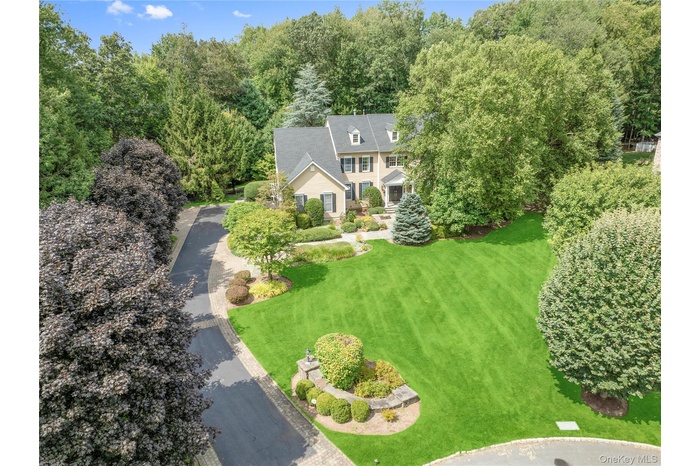 Aerial view of property and surrounding area