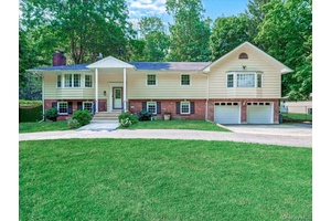 An exceptional opportunity to secure one of Huntington s most spacious and versatile homes thoughtfully updated and now newly available at an even more compelling price point.