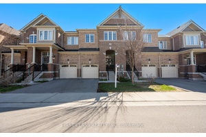 Welcome to 107 Knott End Crescent, a freshly painted, move in ready freehold townhome in the heart of Newmarkets sought after Glenway Estates.