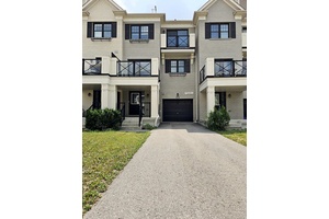 Freehold Townhome with no POTL fee's to manage.