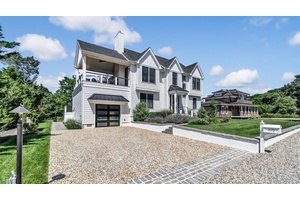 Welcome to this exquisite, newly custom built home with premium finishes, a masterpiece where luxury, location, and a delightful twist on tradition create an unforgettable living experience.