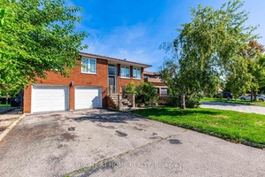 Spacious Detached Home Located In The Highly Sought After Neighborhood Of Maple Vaughan !