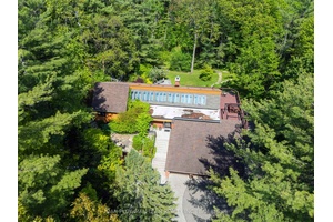 Welcome To Your Dream Home 5 Sumac Rd !