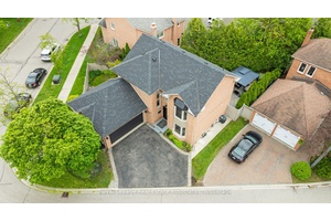 Welcome To 6682 Snow Goose Lane, A Beautifully Maintained Home Nestled On A Family Friendly Cul De Sac In The Highly Sought After Lisgar Community Of Mississauga.