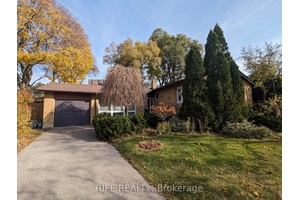 A Donalda Charmer. Beautifully Updated Home with Refinished Hardwood Floors Through Out Main Level.