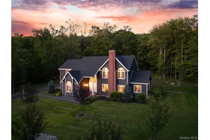 OVER THE RIVER amp ; THROUGH THE WOODS Set on nearly an acre of picturesque property in the highly sought after South Orangetown School District with attractive taxes under 18K, ...