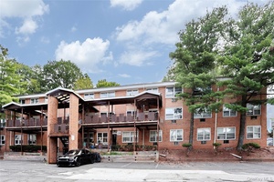 Blueberry Hill ! Welcome to your move in ready home !