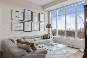 Architecturally Redesigned Corner Suite with Lake amp ; Sunset Views !