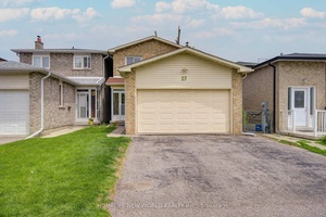 Location, Location ! Welcome To Renovated 2 Car Garage Family Home In The Heart of Scarborough.