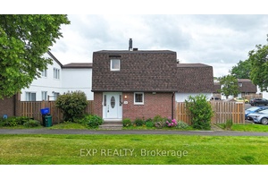 Welcome to 78 837 Eastvale Drive, a bright and spacious corner unit offering exceptional value in Ottawa's east end.