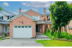 Incredible Opportunity Welcome to this lovely and very well maintained and renovated home sitting on a huge 172 feet deep lot on a desirable crescent, in one of Vaughan's most ...