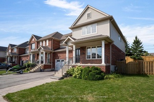 PRESENTING 97 Bentley Crescent in Barrie stunning 1, 742 sq.