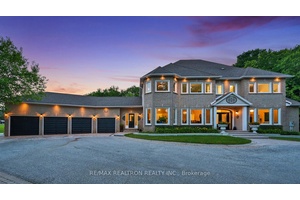 Wow, A True Masterpiece amp ; Showcase Completely amp ; Totally Renovated New Approx.