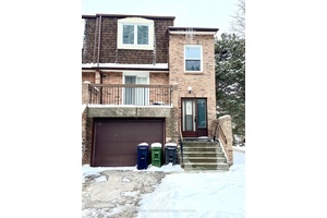 This beautiful 3 bedrooms and 2 bathrooms of the main floor and second floor end unit townhome located in the heart of Agincourt.