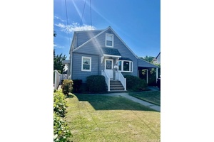 Lovely Cape Cod in desirable West Hempstead, Conveniently located near shopping, public transportation, Restaurants, southern state parkway.