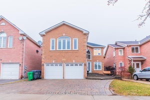 Exceptional Location ! This Expansive 3 Bedroom home is Available For Rent In The Prestigious East Credit Neighbourhood Of Mississauga.