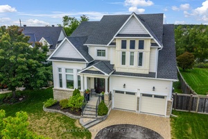 Welcome to 14 Regalia Way, Barrie.
