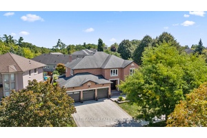 The Perfect 4 2 Bedroom amp ; 6 Bathroom Dream Home Private Court Luxury 3 Door Garage Prestigious Islington Woods Quiet Court Nestled By Humber River Conservation Enjoy 6, 000 ...