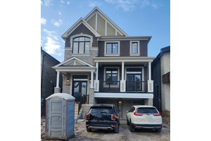 Newly built 2024 luxury 6 bedroom detached home in the heart of Oakville !