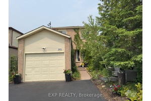 Beautifully Renovated Home in a Prime Family Oriented Neighbourhood !