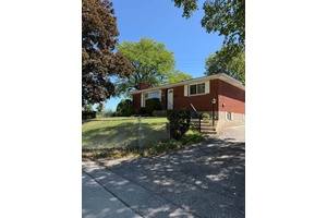 Welcome to this inviting and well maintained 1 bedroom basement unit, tucked away on a quiet residential street in the heart of Preston.