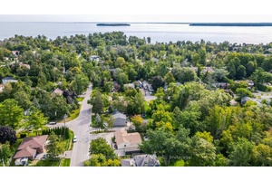 Check Out This Truly Spectacular And Fully Detach 1500 Sq Ft Bungalow With A Detached Single Car Garage, And A Backyard Garden Shed, That Is Ideally Located amp ; Situated ...