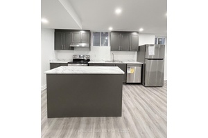 Spacious 1 Bedroom Basement Apartment !