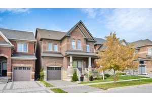 Stunning amp ; Well Maintained Upper Unionville Detached Home in High Demand Berczy Community !