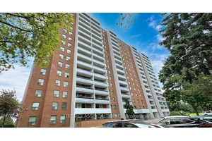 Welcome to this stunning, upgraded 3 bedroom home, featuring 2 rare full bathrooms and convenient ensuite laundry.