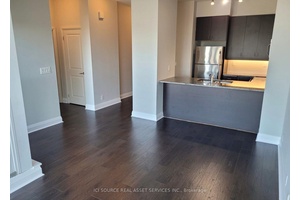 Bright amp ; Spacious 1 1 Condo With 2 Full Baths At IQ Condos.