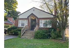 Welcome to 71 Downing Street lower in the beautiful Old Glenridge.