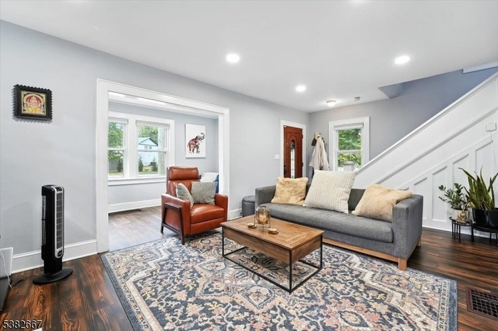 204 w northfield