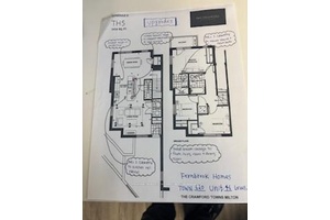Brand New Luxurious 3 bedroom large End Unit 1416 sq.