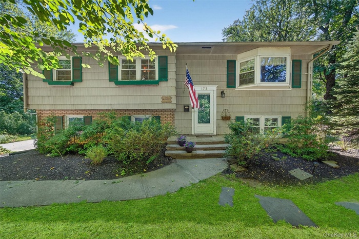 Bi-level home
