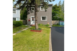 First time buyers delight, fully renovated, just move in.