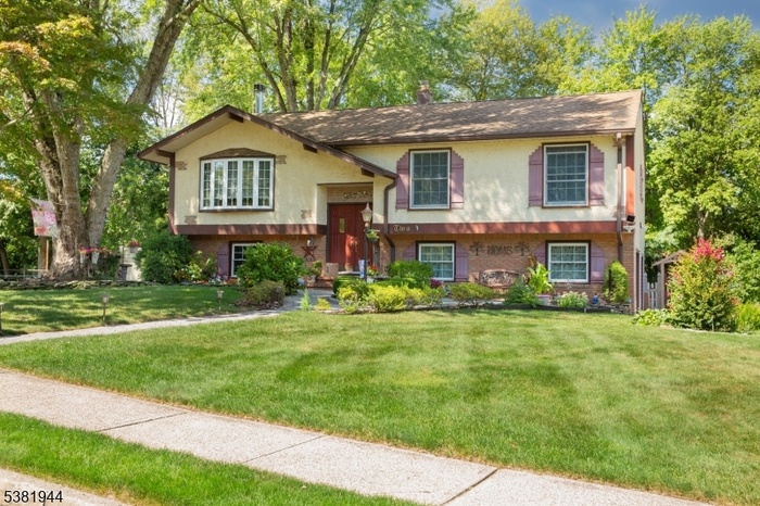 PRISTINE CURB APPEAL