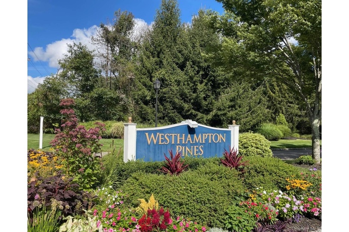 Entrance to Condos Westhampton Pines